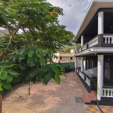 לונבלה Empyrean Stay Ll 3Bhk Ll Jaguar Villa Ll Ac Ll Pvt Pool Ll Luxury מראה חיצוני תמונה