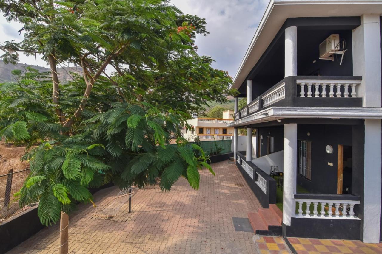 לונבלה Empyrean Stay Ll 3Bhk Ll Jaguar Villa Ll Ac Ll Pvt Pool Ll Luxury מראה חיצוני תמונה
